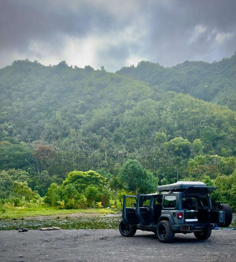 Explore Maui'S Diverse Campgrounds And Uncover The Island'S Beauty From Fresh Perspectives Every Day As You Journey With Aloha Glamp'S Great Jeep Equipped With A Rooftop Tent パイア エクステリア 写真